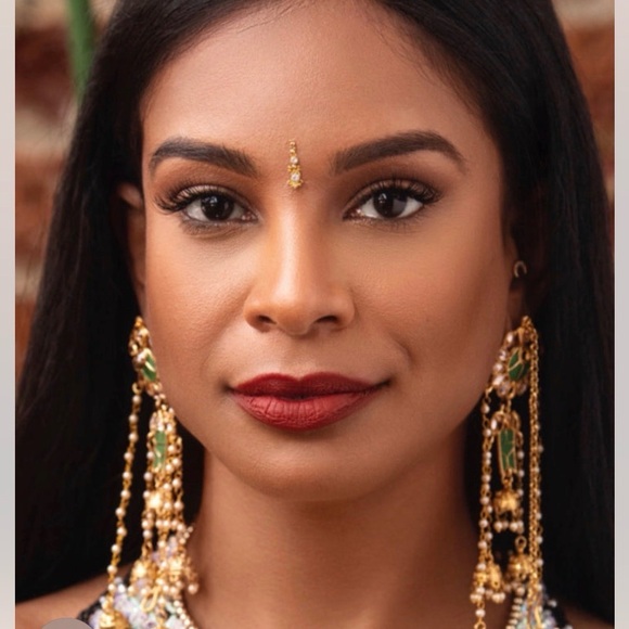 Designer Bindi - Picture 2 of 4